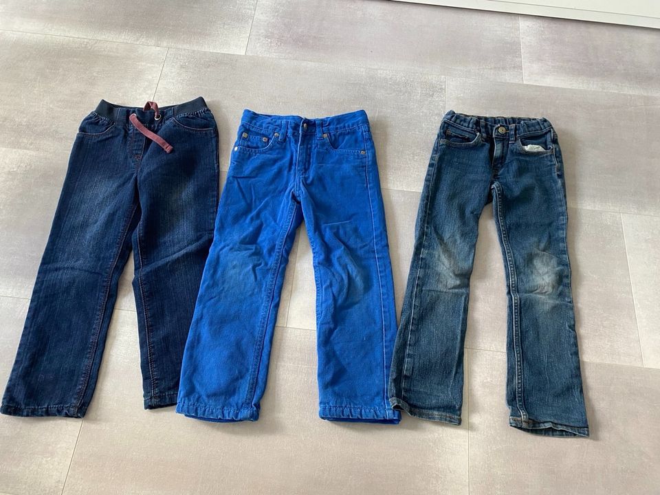 3 Jeans Gr.110 in Glinde