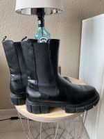 Boots schwarz Größe 42 Nordrhein-Westfalen - Bad Salzuflen Vorschau