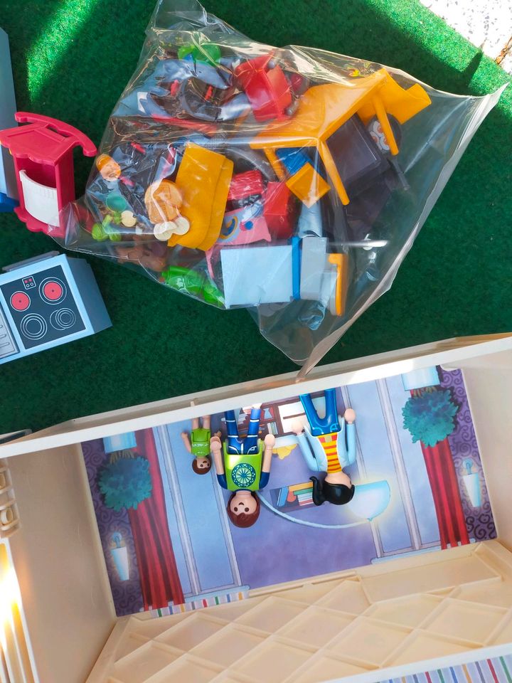 Mitnehm Haus Spielhaus Puppen Playmobil in Leverkusen