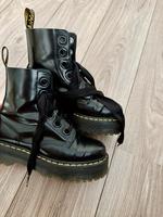 Dr. Martens Hessen - Wiesbaden Vorschau