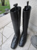 Stiefel schwarz Obermaterial Leder Gr. 4,5 Hessen - Mörfelden-Walldorf Vorschau