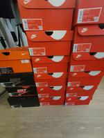 16 Nike Schuhkartons Größe 46 und 45,5 Air Max 1, Dunks, Jordans Friedrichshain-Kreuzberg - Kreuzberg Vorschau
