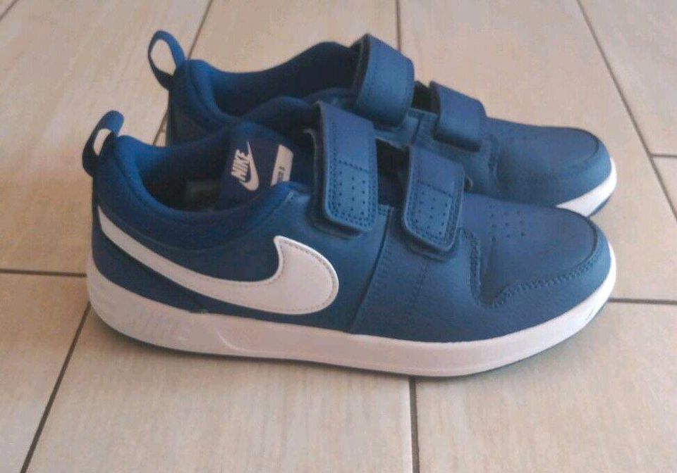 Neue Sportschuhe/ Freizeitschuhe von Nike gr.35 in Tastrup