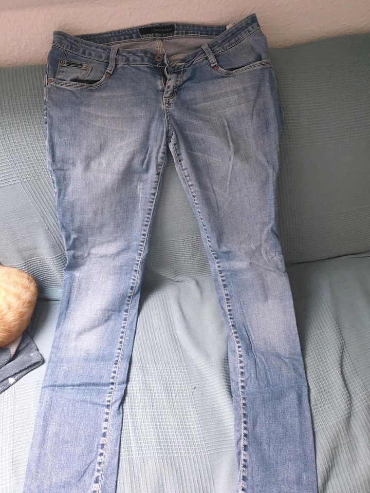 Calvin Klein Jeans 42 in Grabow