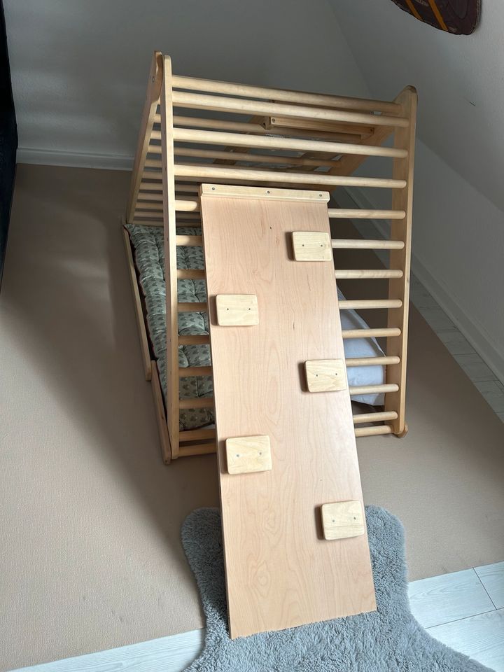 Kletterdreieck groß 120cm Rutsche Sprossen Seil Pikler Montessori in Ratingen