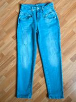 MAC Jeans Rich Carrot, Hellblau, Gr. 34 / L 26, NP 100 € Nordrhein-Westfalen - Unna Vorschau