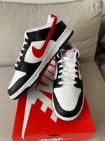 Nike Dunk low Red Swoosh Panda 45 Pankow - Prenzlauer Berg Vorschau