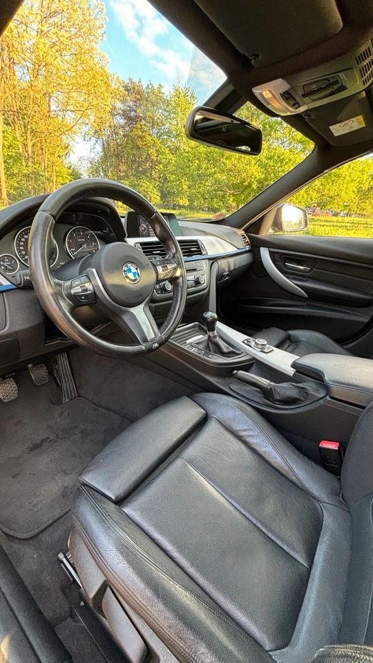 BMW 318d Touring M PAKET LUXURY LINE PANORAMA in Aschaffenburg