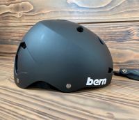 bern Wakeboard Helm Damen Größe S neuwertig Wassersport Helm Lindenthal - Köln Sülz Vorschau