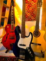 A-Gitarre / E-Gitarre  / E- Bass - Privatunterricht Berlin - Schöneberg Vorschau