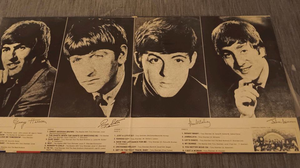 Vinyl LP "The Beatles First" - sehr guter Zustand in Lengerich