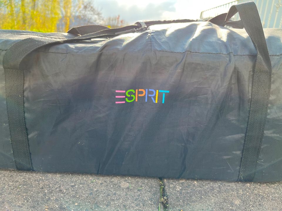 Esprit Baby Reisebett in Allendorf