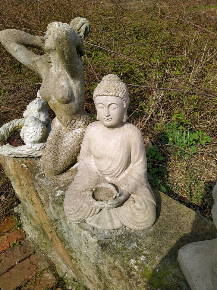 Toller Buddha aus frostfestem Steinguss! Groß! Buddha Steinfigur in Bückeburg