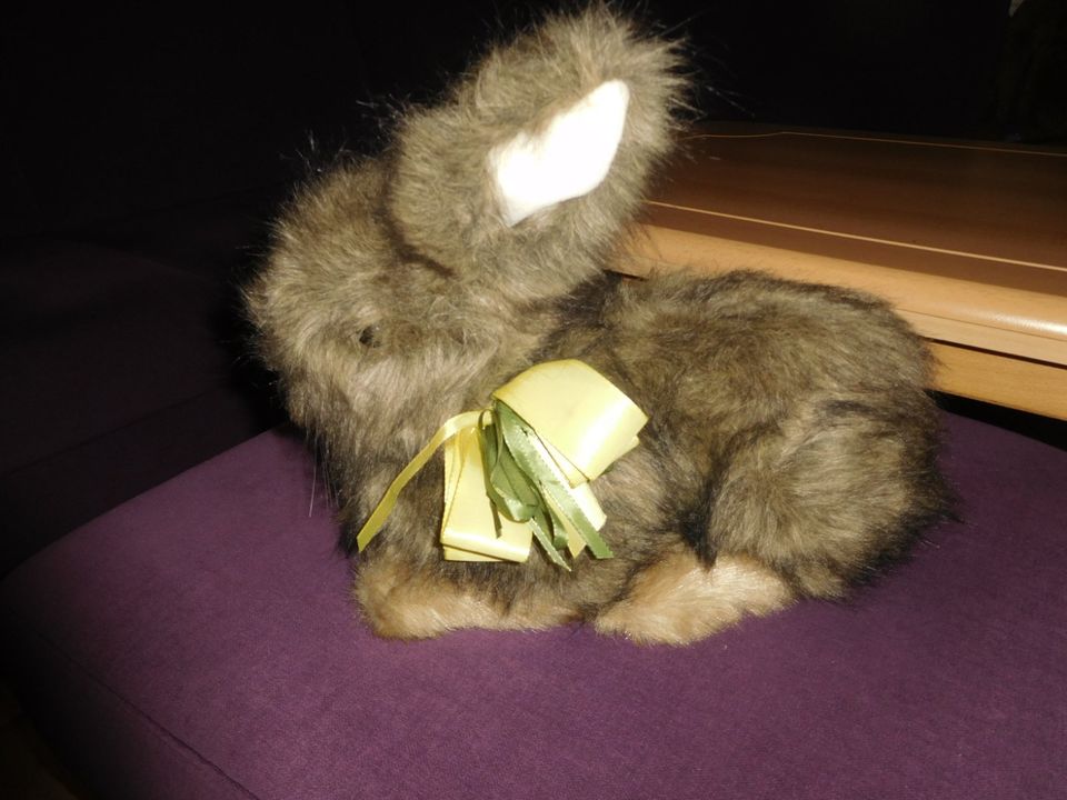 Förster Stofftier "Hase" Handarbeit in Walsdorf Eifel