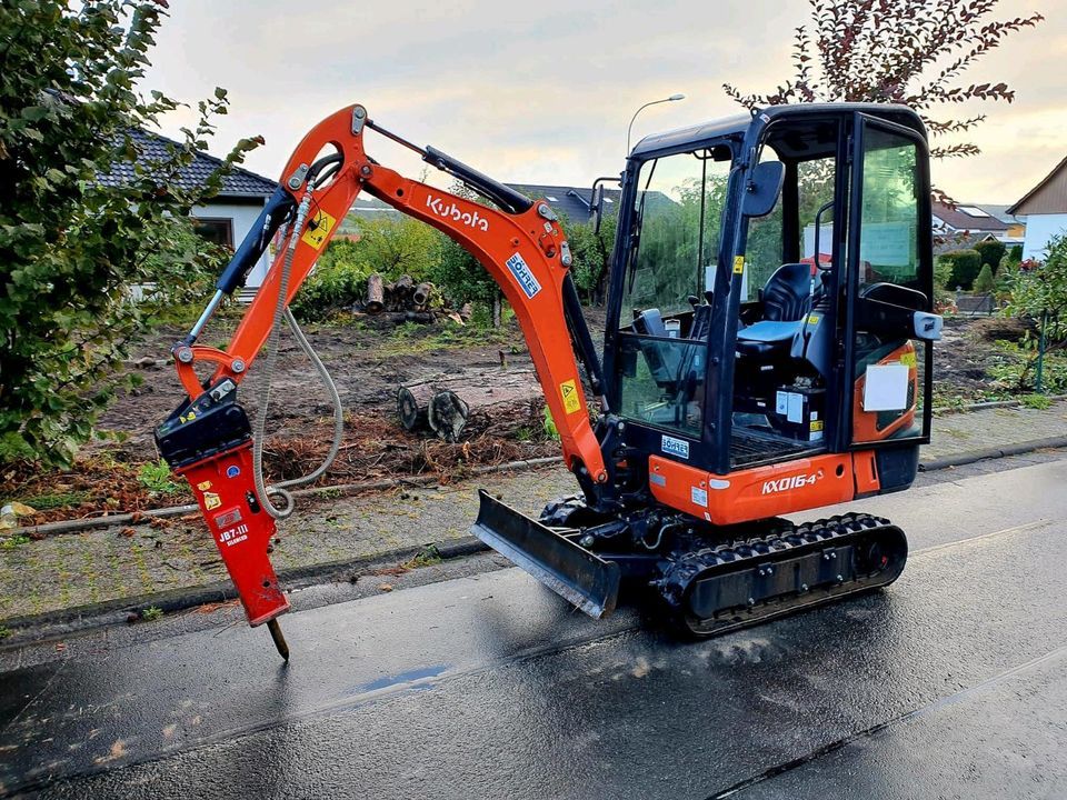 Mini Bagger II 1,6t Tagesmietpreis inkl. 3 Löffel + Anhänger in Buseck