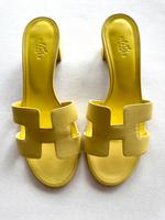 Original gelbe Hermes Oasis Schuhe Altona - Hamburg Othmarschen Vorschau