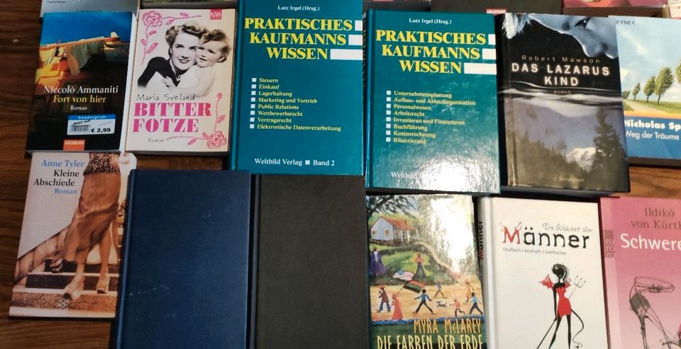 Bücher Sammlung.Roman,Krimi,Thriller,Science-Fiction,Fantasy,Sach in Berlin