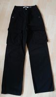 Bershka Cargo Hose Straight schwarz Größe 36 gebraucht Bayern - Alzenau Vorschau