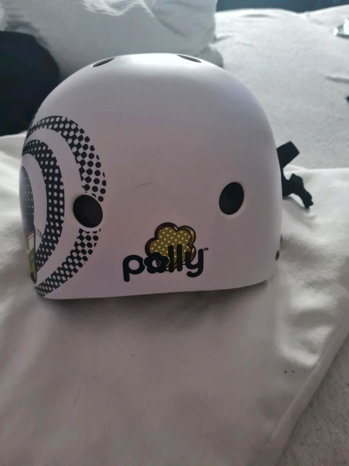 Polly Pocket Inline Skate Helm in Leipzig
