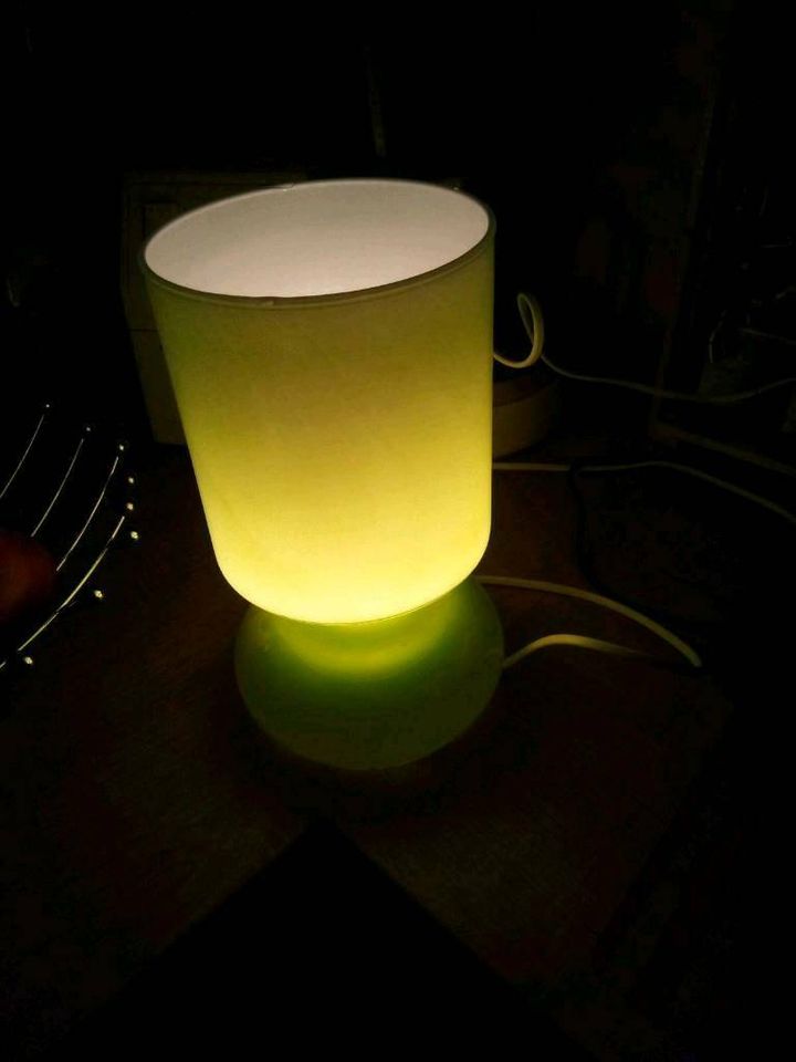 Grüne Nachttisch Lampe in Murg