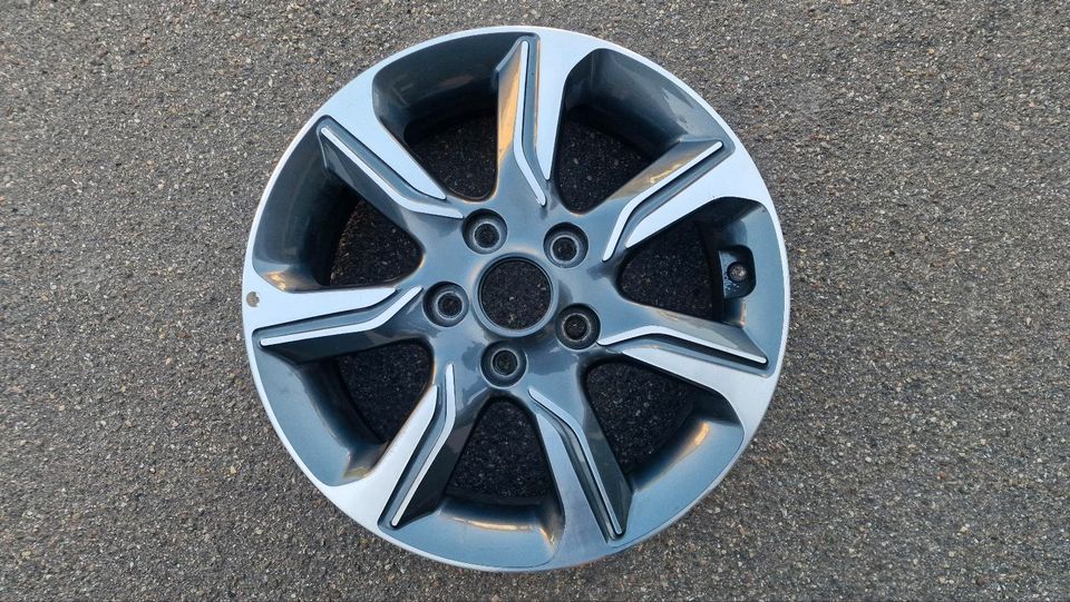 1 x Alufelge 16 Zoll Hyundai ix20 52910-1K650 5x114,3 ET 51 in Burgau