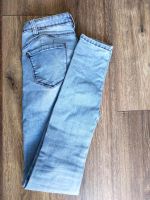 Neuwertige Denim  Co Jeans gr 40 Niedersachsen - Osterholz-Scharmbeck Vorschau