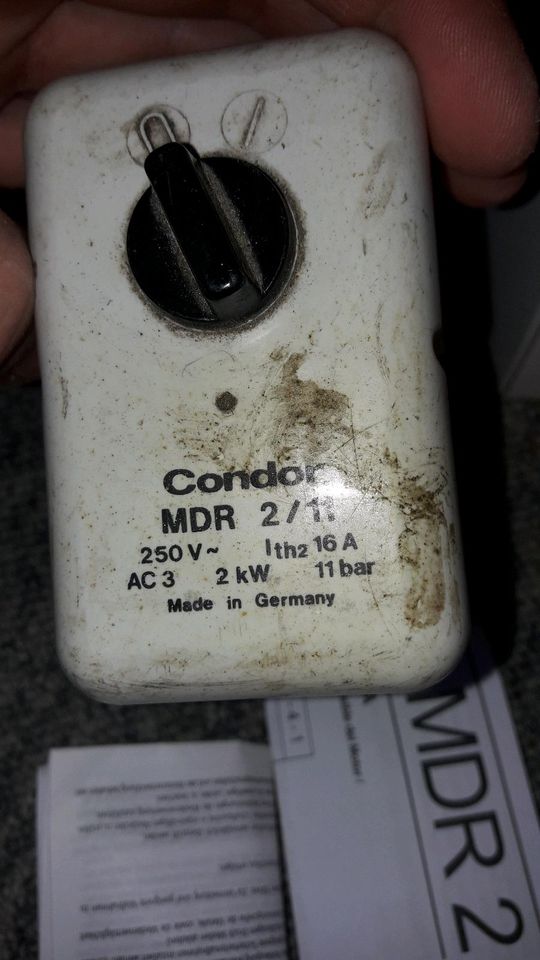 Druckschalter Kompressor Condor MDR2-EA/11  an Bastler in Leck