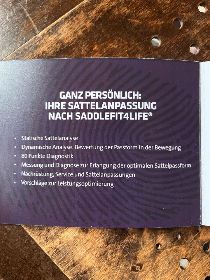 Schleese Dressur Reitsattel in SEHR GUTEM ZUSTAND zu verkaufen in Bamberg