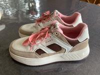 Sehr schöner Damensneaker Bayern - Uffenheim Vorschau