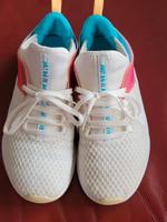 Damen Schuhe Nike 37,5 Nordrhein-Westfalen - Rheda-Wiedenbrück Vorschau