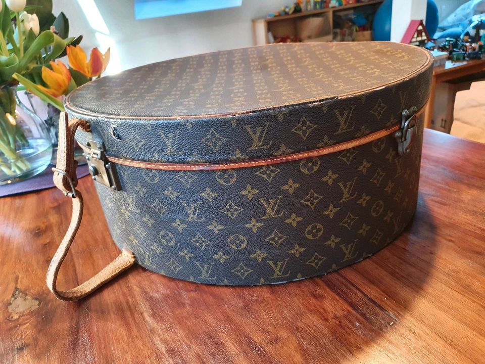 Luis Vuitton Boite Chapeaux 50 Travel Luggage Hat Box Hutkoffer in Oberursel (Taunus)