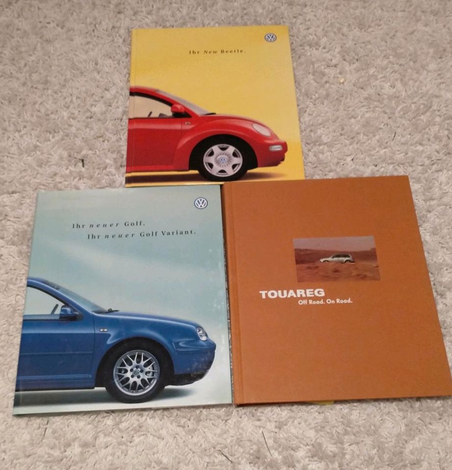 VW Bücher, New Beetle, Touareg, Golf Variant in Senden