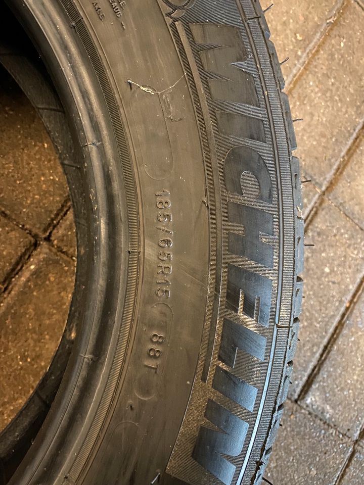 185/65R15 88T Michelin Energie DOT 2018 Sommerreifen in Hartenholm