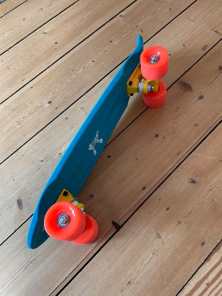 **NEU!** Pennyboard / Skateboard türkis 56cm! Spielzeug! **NEU** in Hamburg