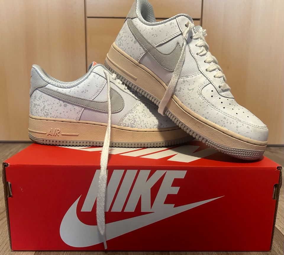 Nike Air Force 1 07 in Iserlohn