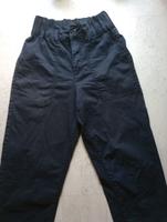 SEHR GUT - Schwarze Mädchen/Damen Jeans Gr. 32/ 98% Baumwolle Sachsen - Radeberg Vorschau