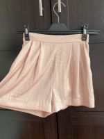 Shorts kurze Hose H&m Gr. 32 rosé-creme Sachsen - Burkhardtsdorf Vorschau