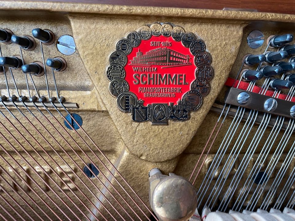 Klavier „Schimmel“ in Bielefeld