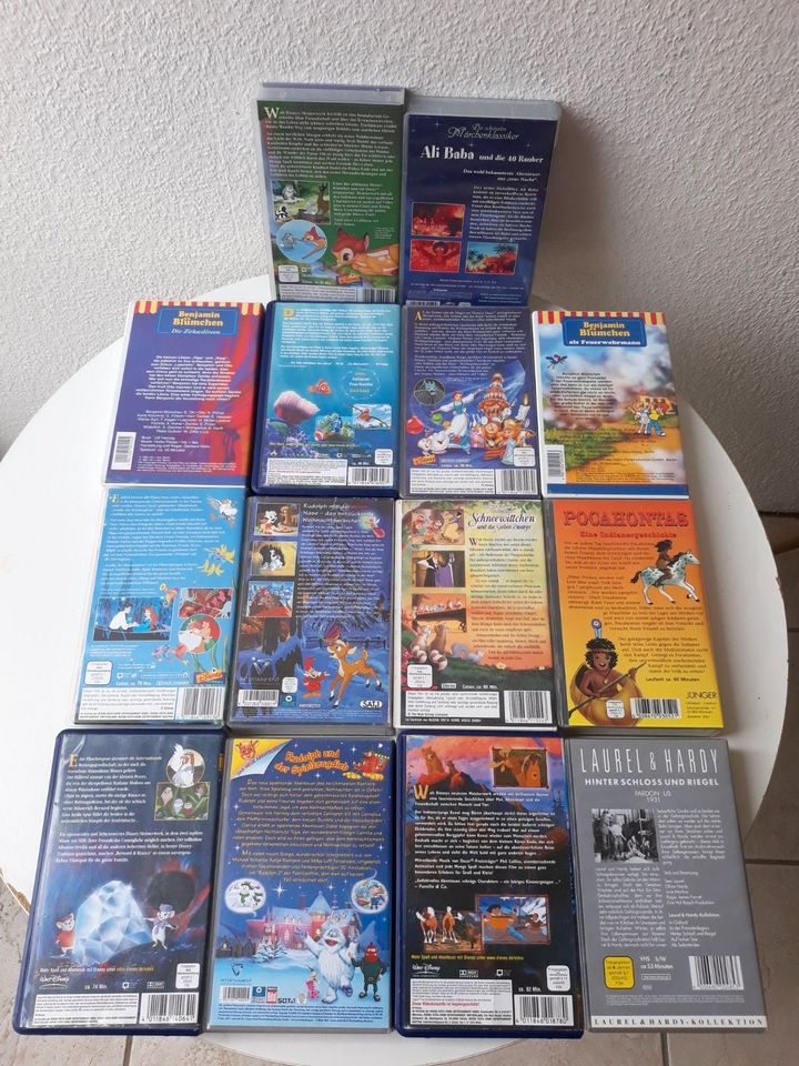 Diverse VHS Video Kassetten für Kinder in Ürzig