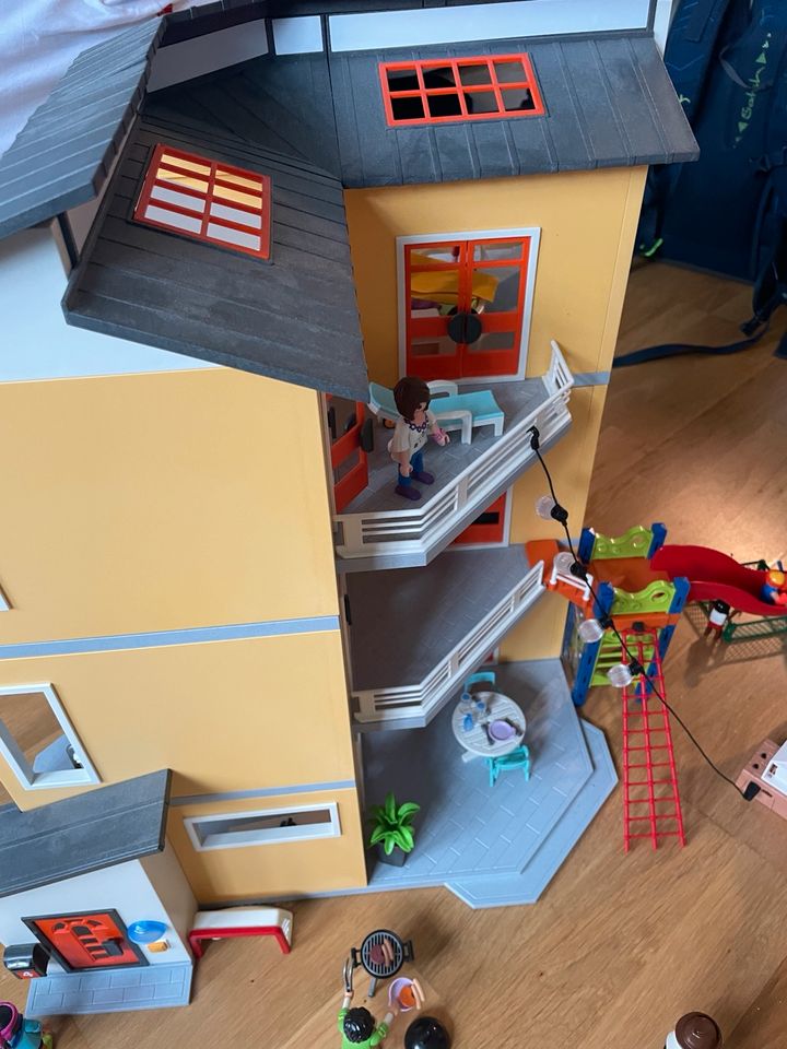 Playmobil 9266 Modernes Wohnhaus mit Etagenerweiterung in Ammersbek