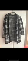 Strickjacke von bpc Größe 36/38 Niedersachsen - Scheeßel Vorschau