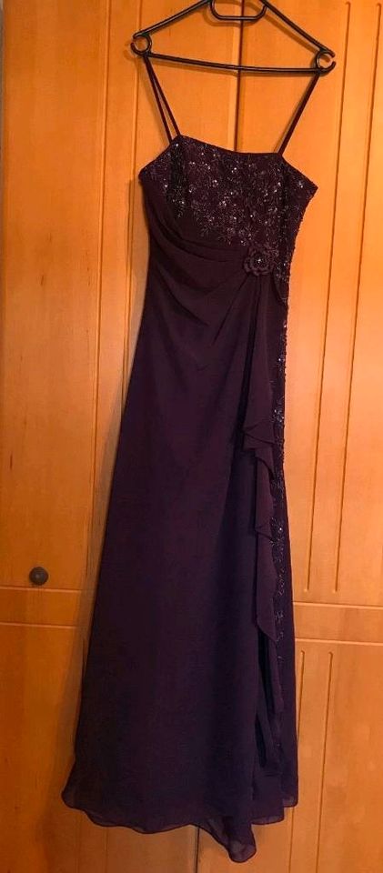 Abendkleid Abiballkleid Größe 36 violett lila - Niente in Oschersleben (Bode)