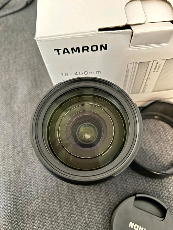 Tamron 18-400mm F/3.5-6.3 Di II VC HLD Reiseobjektiv für Canon in Schwäbisch Hall