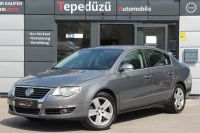 Volkswagen Passat Lim. Comfortline 4Motion*XENON*NAVI*PDC Baden-Württemberg - Mötzingen Vorschau