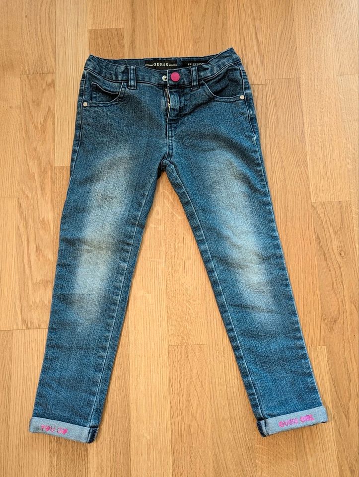 Guess Jeans Gr 98/104 in Ottobrunn