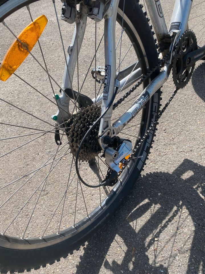 Cube Mountainbike / Fahrrad mit Hydraulischen Bremsen in Blaustein