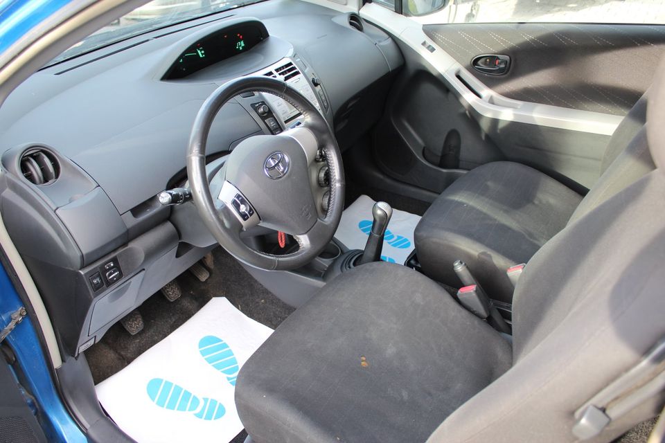 Toyota Yaris 1.0 in St. Ingbert