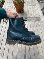 Dr. Martens Stiefen Dunkelblau Neuwertig / EU 41 Bayern - Geisenhausen Vorschau
