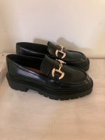 H&M Chunky Loafer in schwarz Gr. 40 Hessen - Schmitten Vorschau