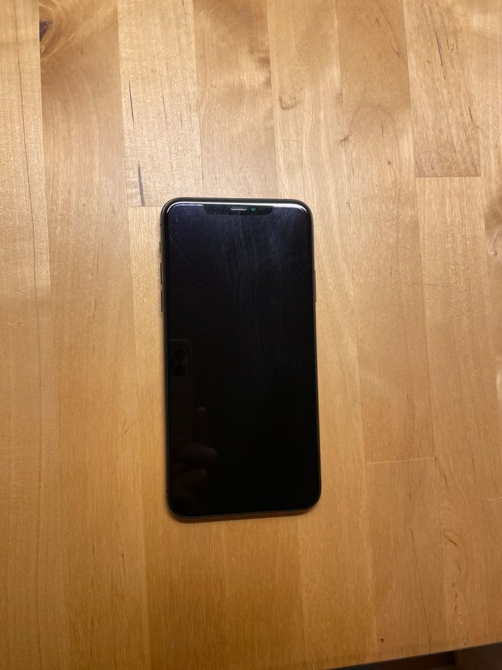 iPhone 11 Pro Max 64GB space grey in Bocholt